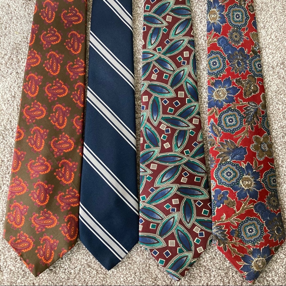 🎉HP🎉 30% off - 4 Vintage Pattern Ties Silk Burgundy & Blue